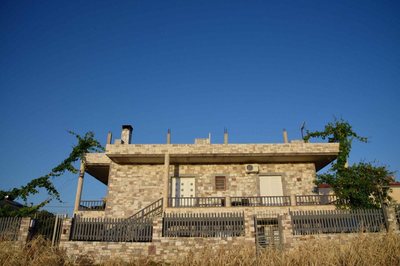 Stone Villa Corinto Esterno foto
